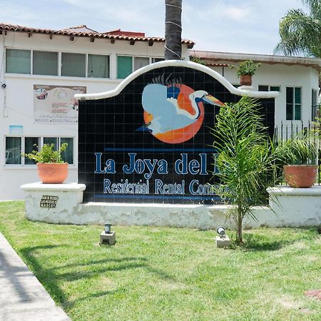Capital O La Joya Del Lago Ajijic Buitenkant foto