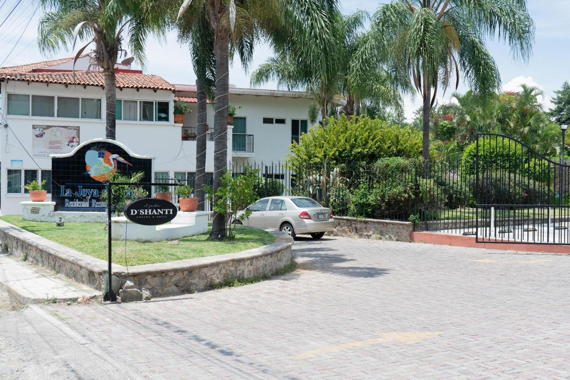 Capital O La Joya Del Lago Ajijic Buitenkant foto